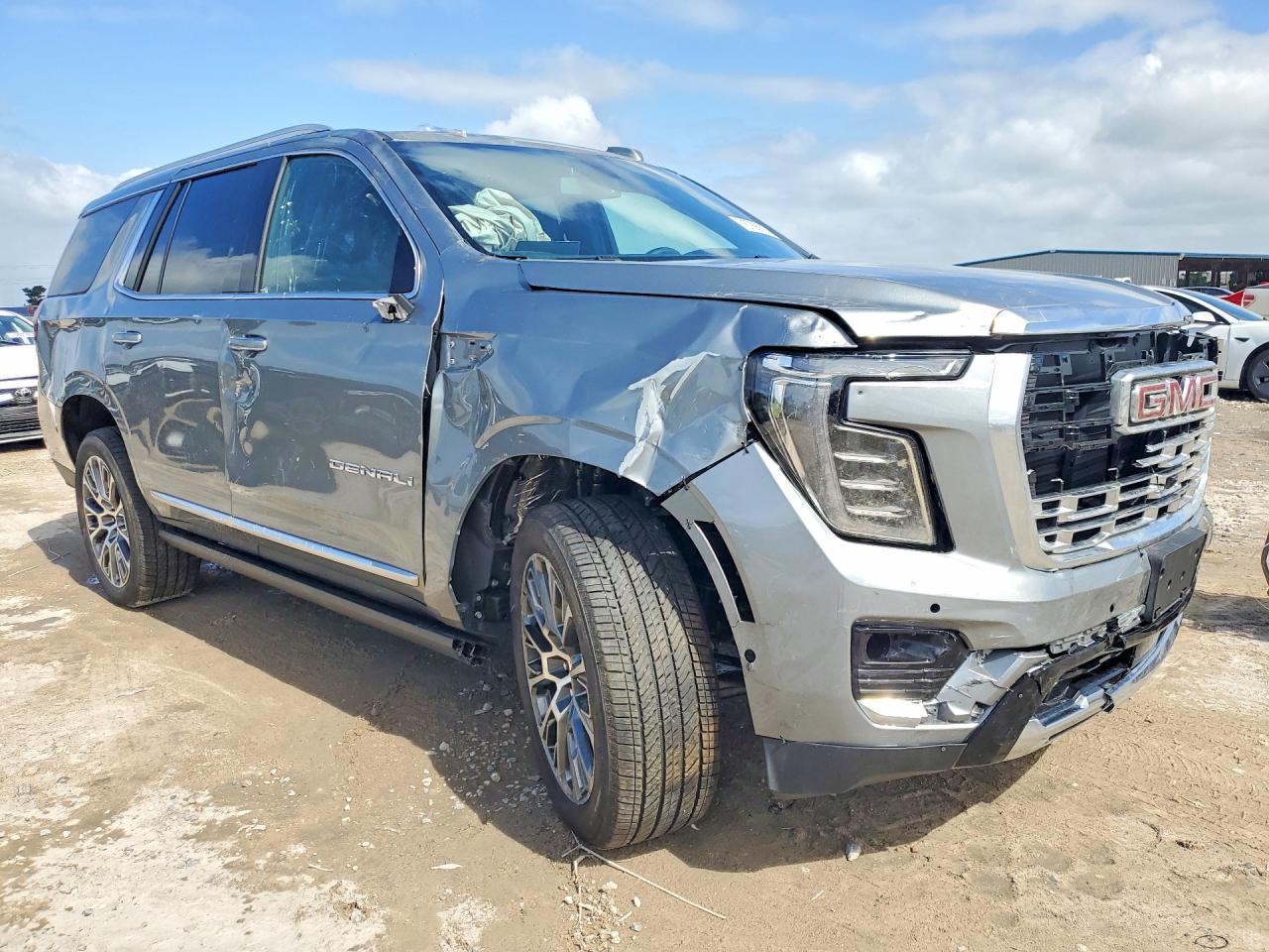 2026 GMC Yukon Denali - Фото 4