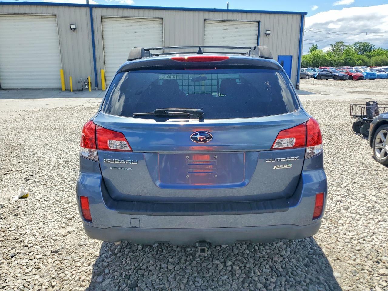 2014 Subaru Outback 2.5I Premium - Фото 6