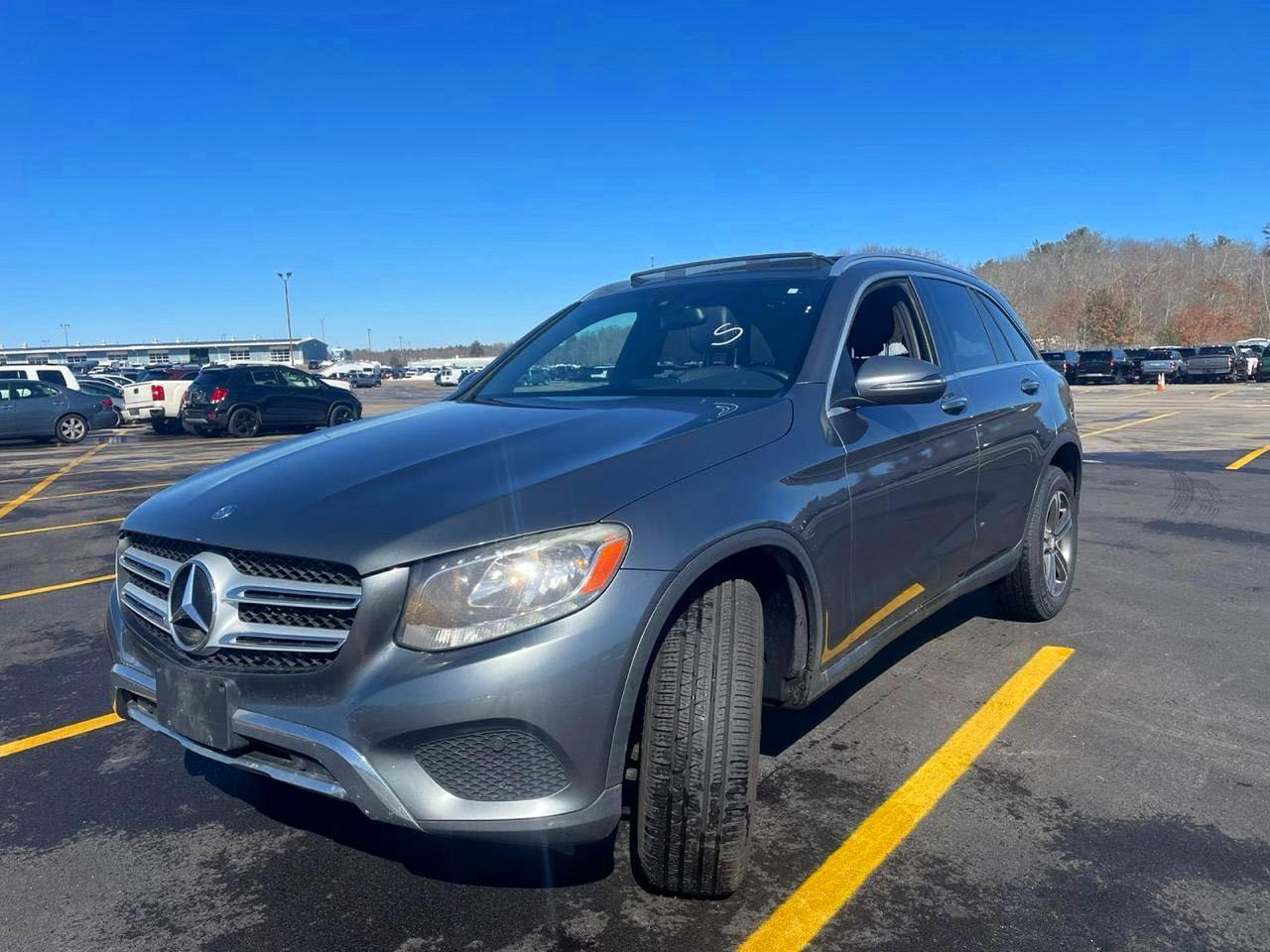 2017 Mercedes-Benz Glc 300 4Matic - Фото 2