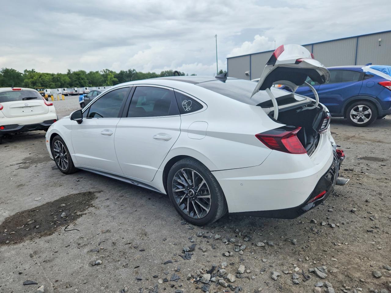 2022 Hyundai Sonata Limited - Image 2