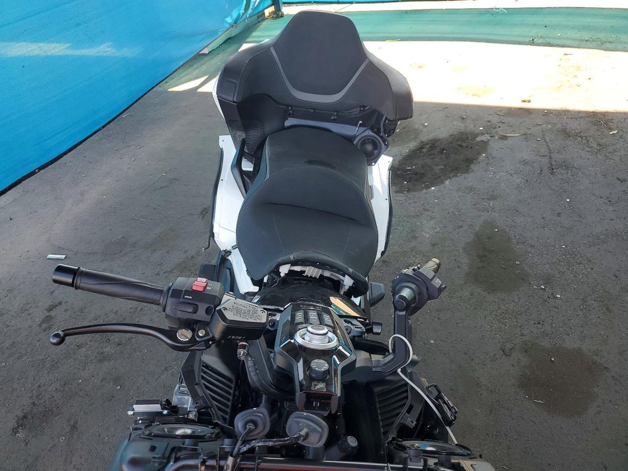 2024 Honda Gl1800 D - Фото 5