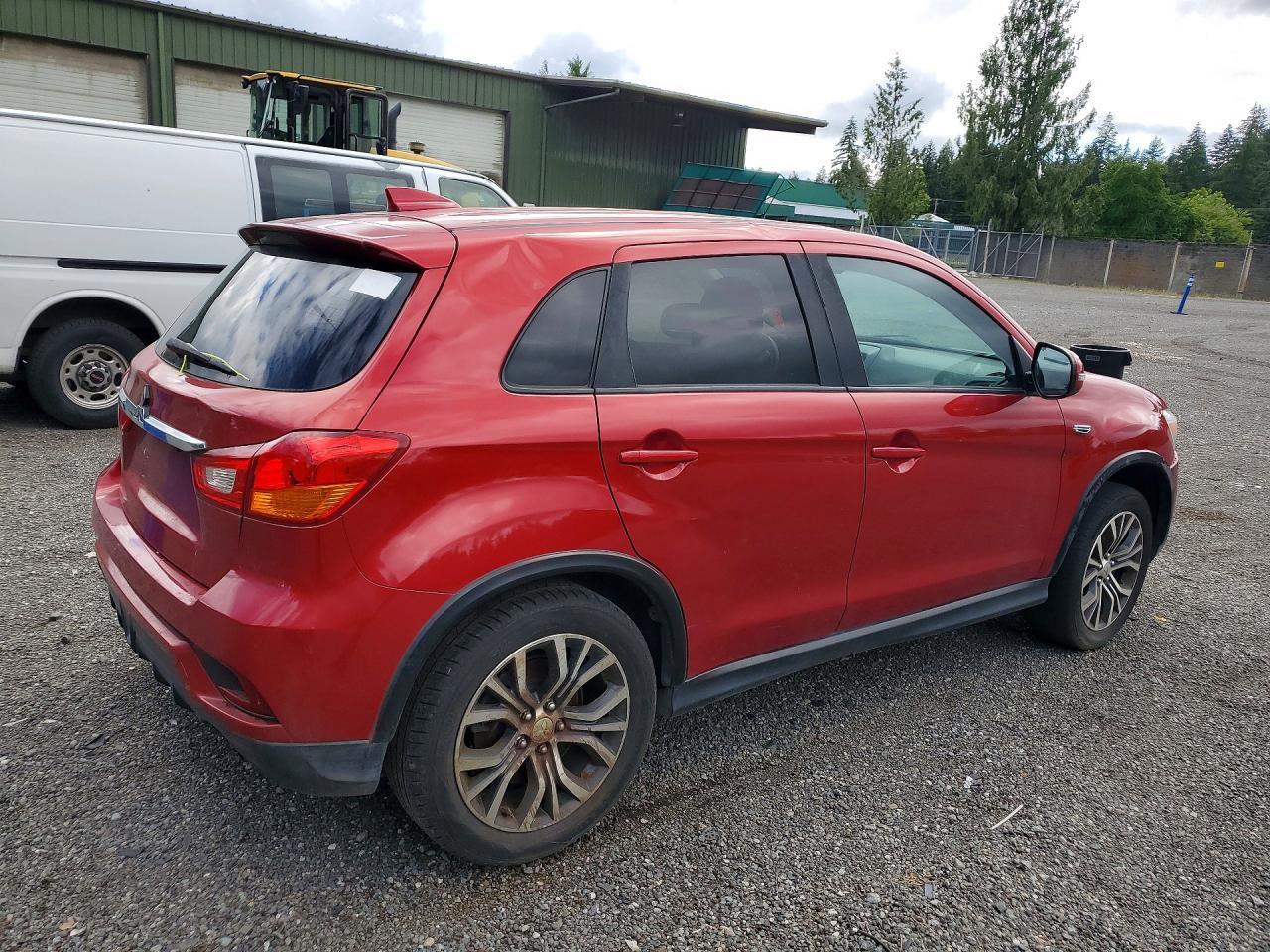2019 Mitsubishi Outlander Sport Es - Фото 3