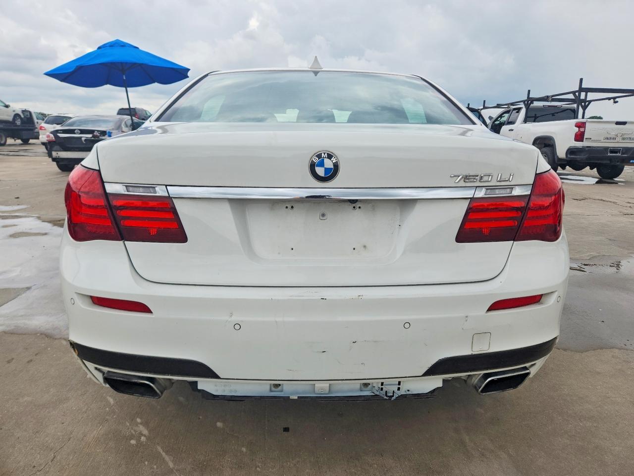 2014 BMW 750 Li - Фото 6