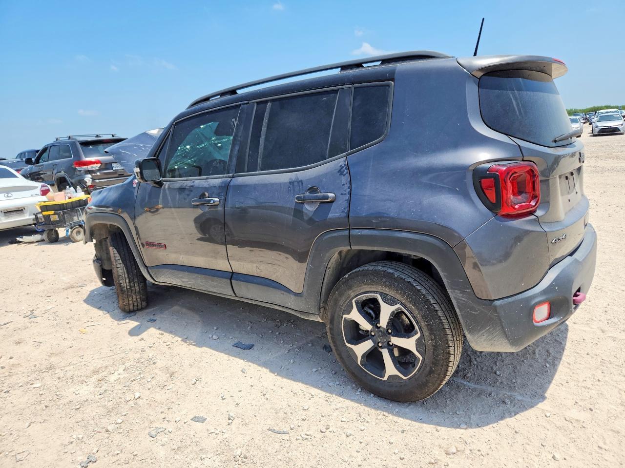 2019 Jeep Renegade Trailhawk - Image 2