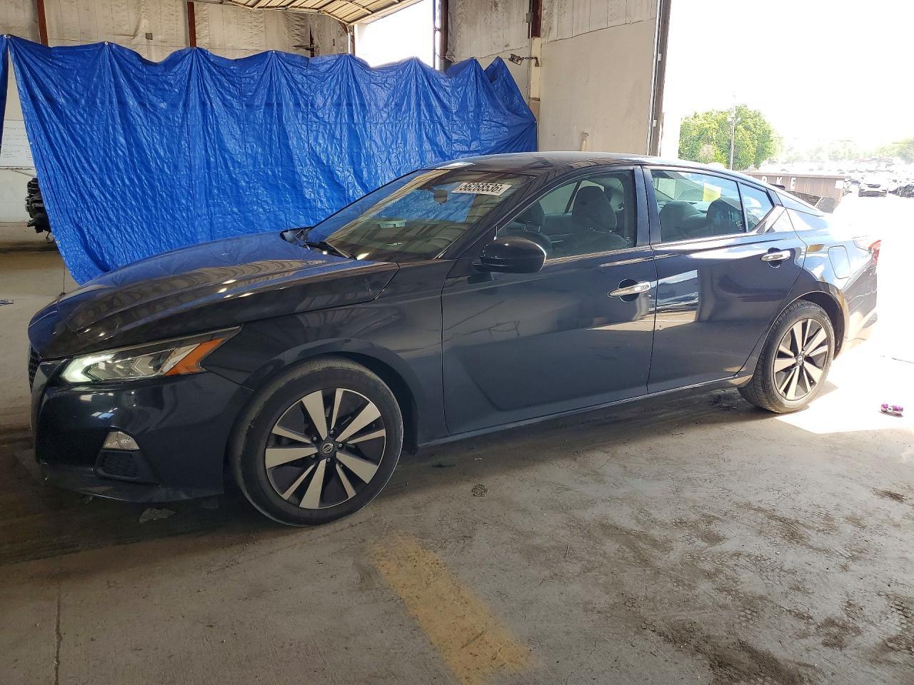 2021 Nissan Alitma