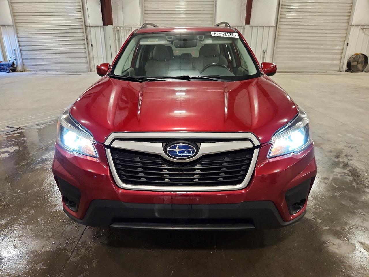 2019 Subaru Forester Premium - Фото 5