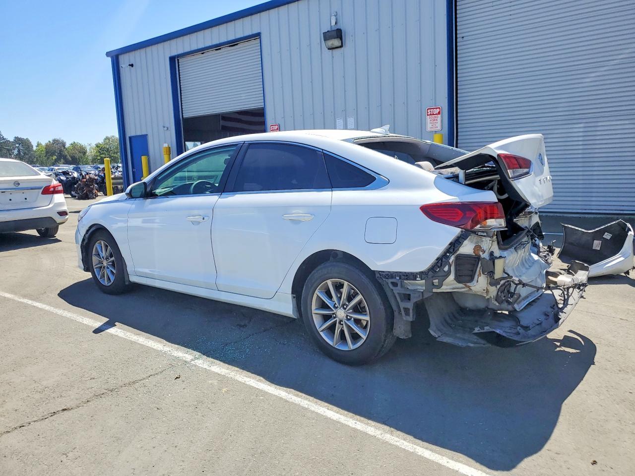 2018 Hyundai Sonata Se - Фото 2