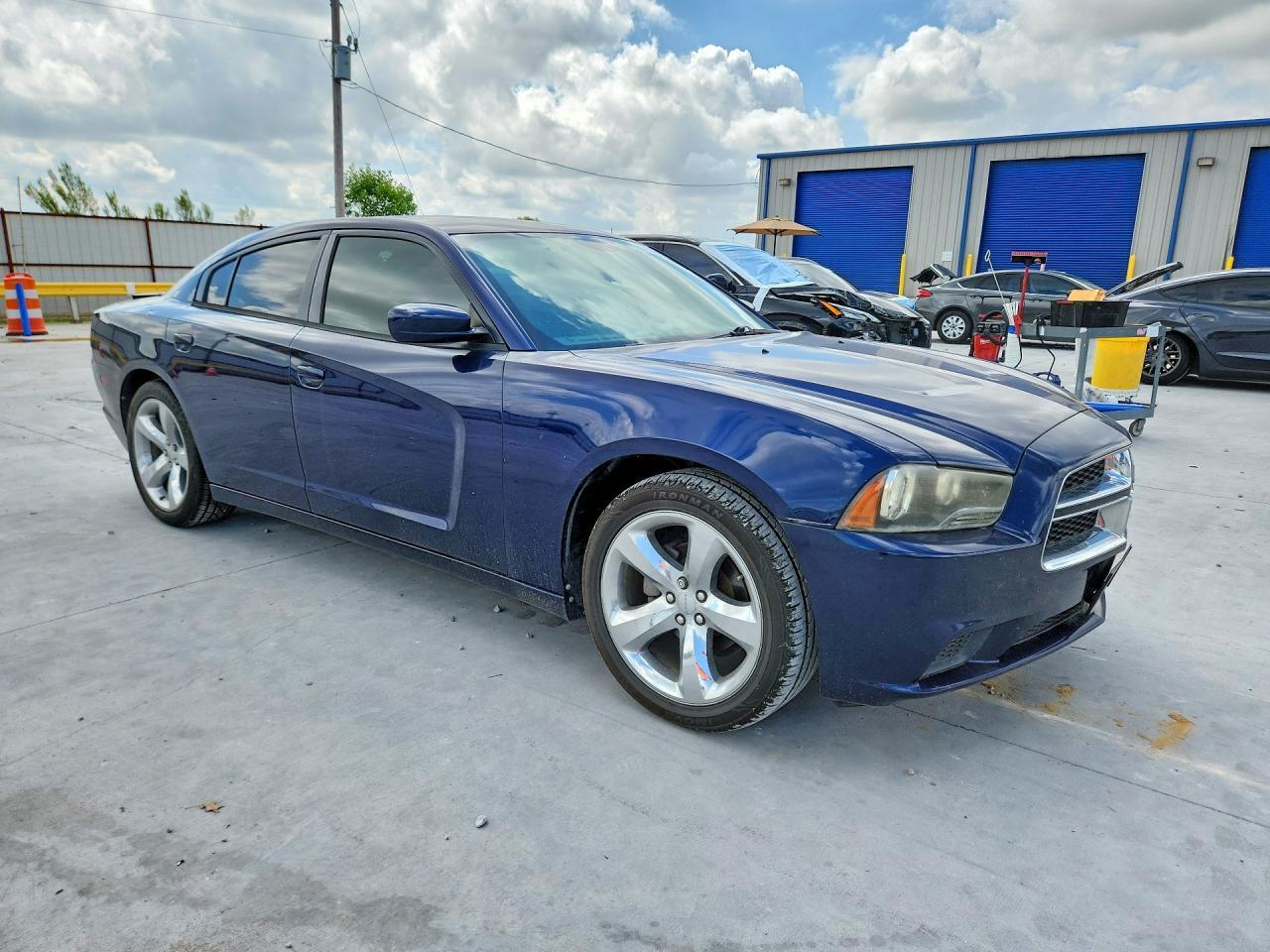 2014 Dodge Charger Se - Image 4