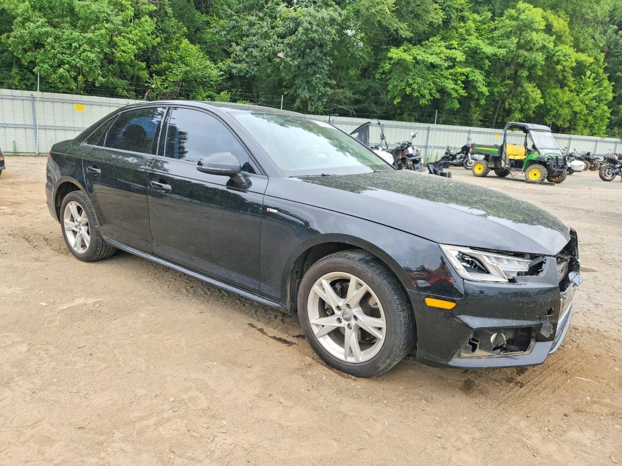 2018 Audi A4 Premium - Image 4
