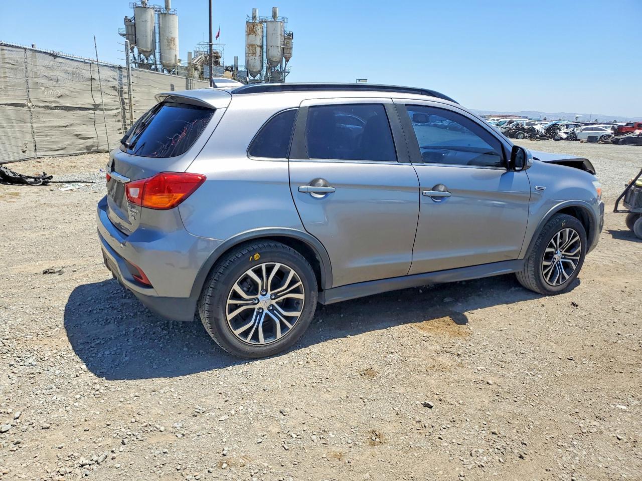 2018 Mitsubishi Outlander Sport Sel - Image 3