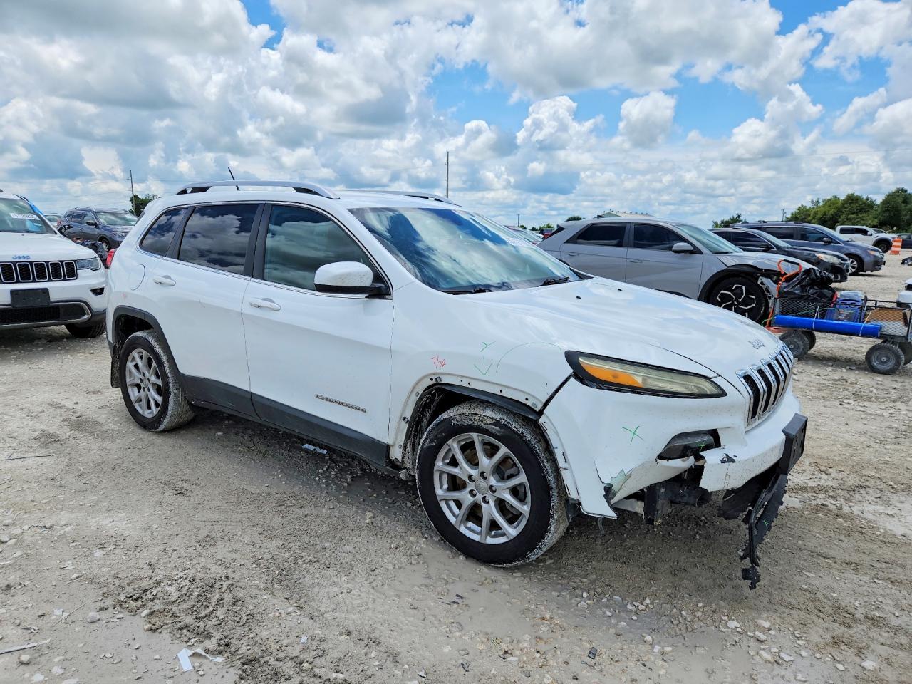 2017 Jeep Cherokee Latitude - Фото 4