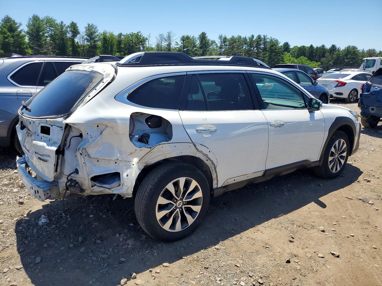 2023 Subaru Outback Touring - Фото 3