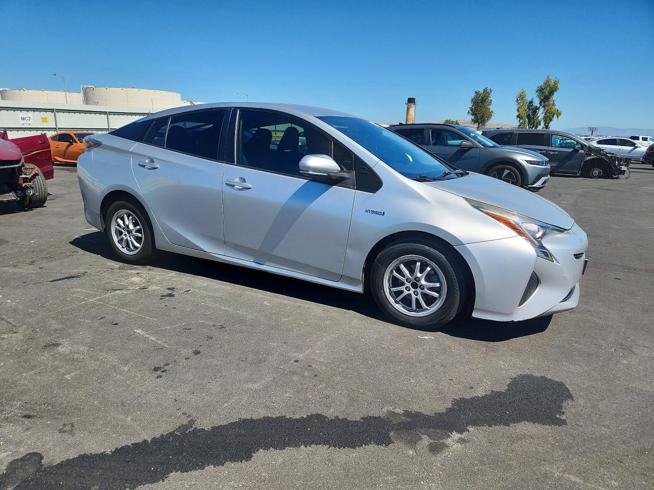 2017 Toyota Prius Two - Image 4