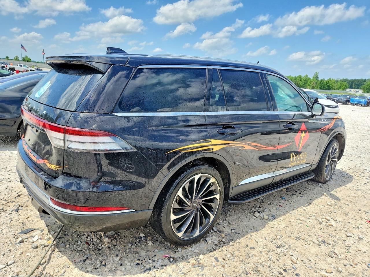 2025 Lincoln Aviator Reserve - Фото 3