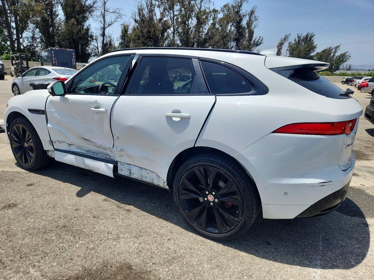 2018 Jaguar F-Pace S - Фото 2