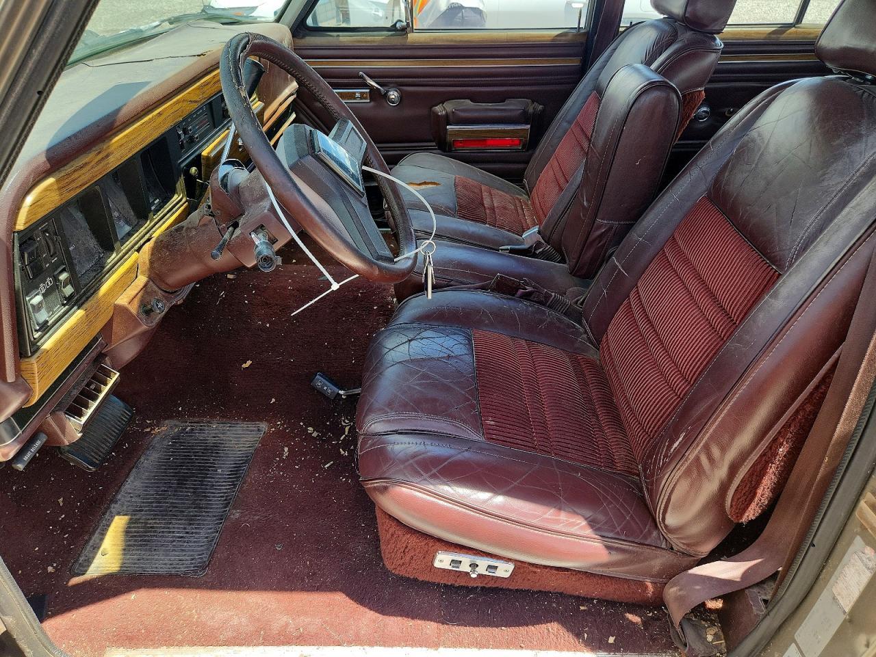 1987 Jeep Grand Wagoneer - Фото 7