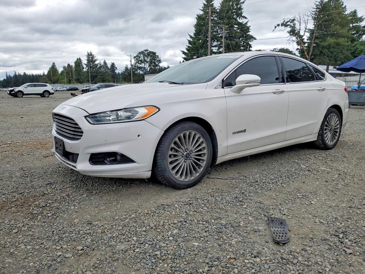 2014 Ford Fusion Titanium Hev