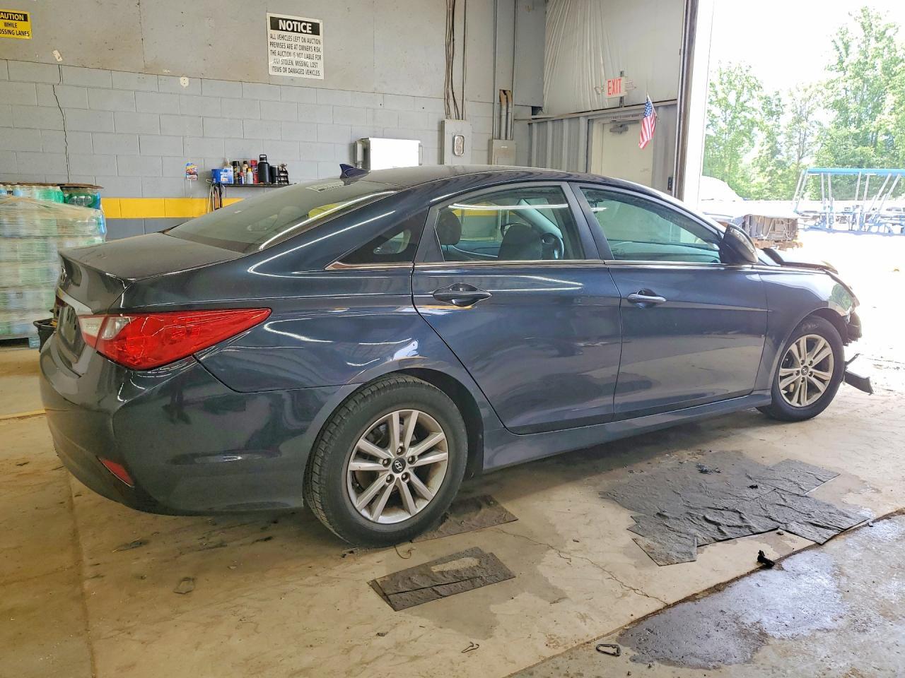2014 Hyundai Sonata Gls - Image 3