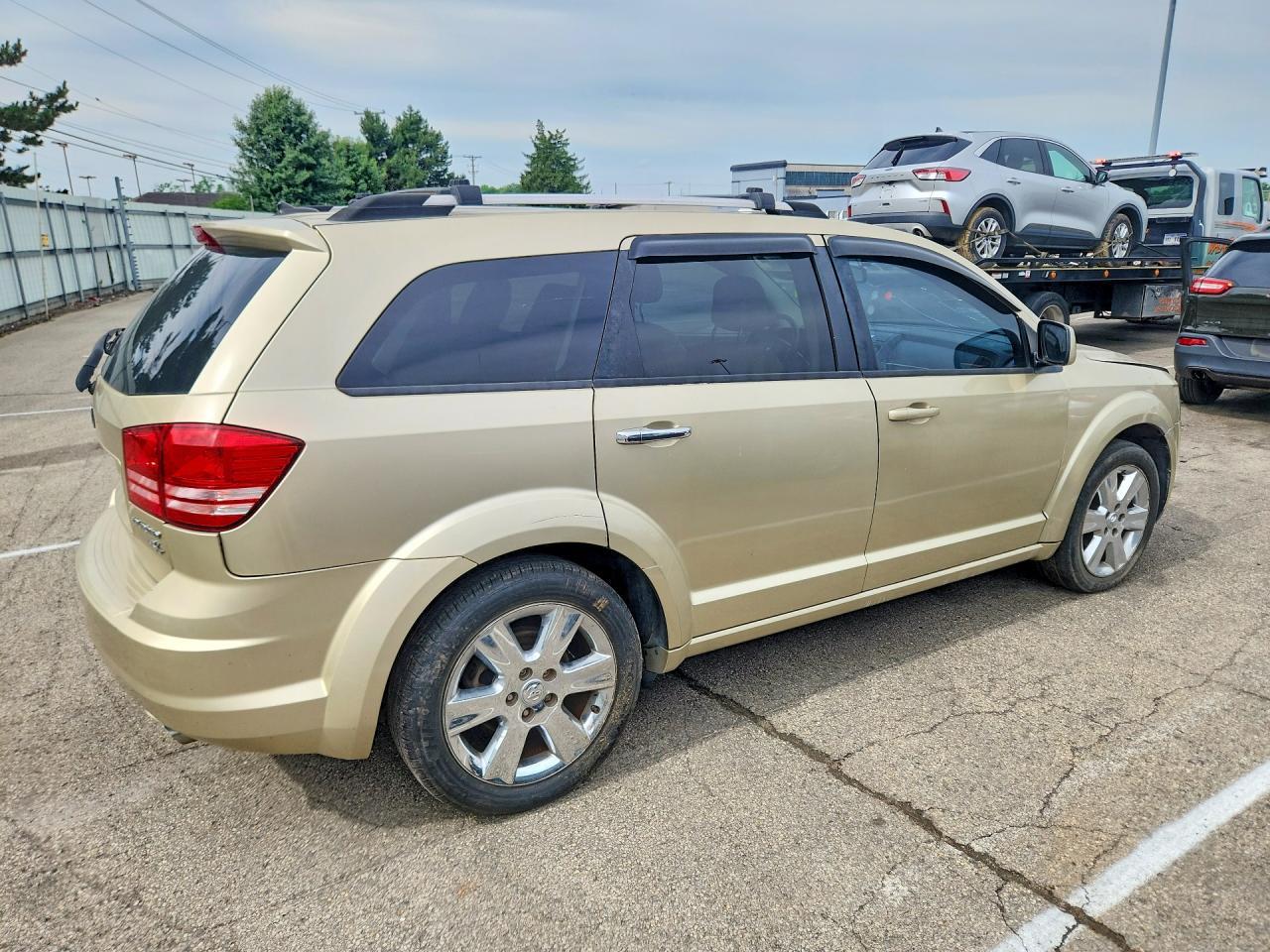 2010 Dodge Journey R - Фото 3
