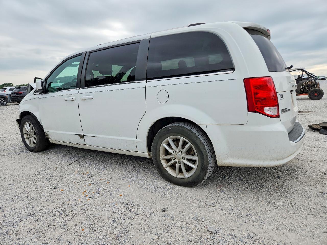 2019 Dodge Grand Caravan Sxt - Фото 2