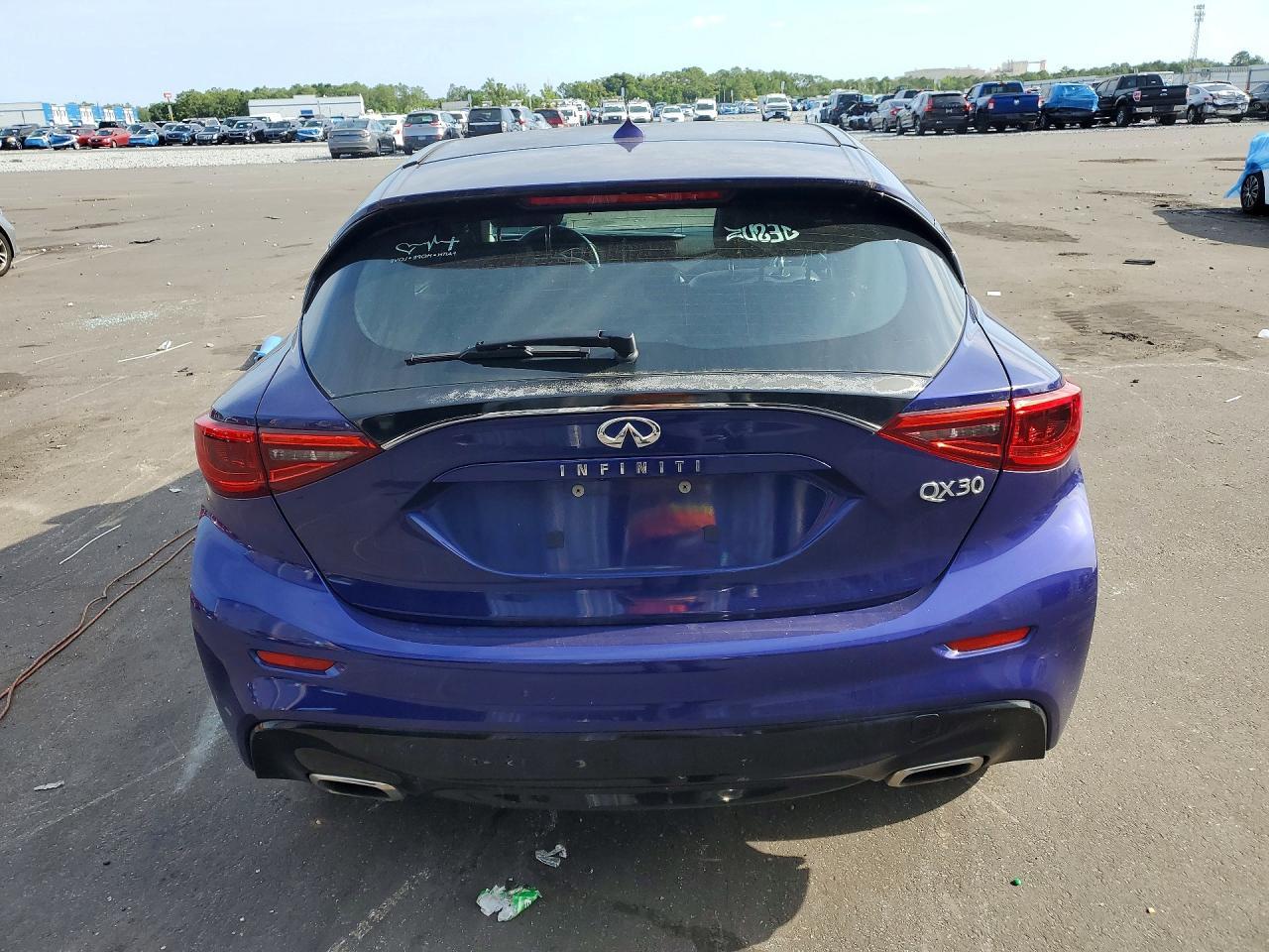 2018 Infiniti Qx30 Luxury - Фото 6