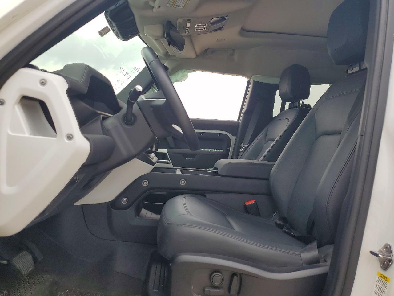 2024 Land Rover Defender 110 S - Image 7