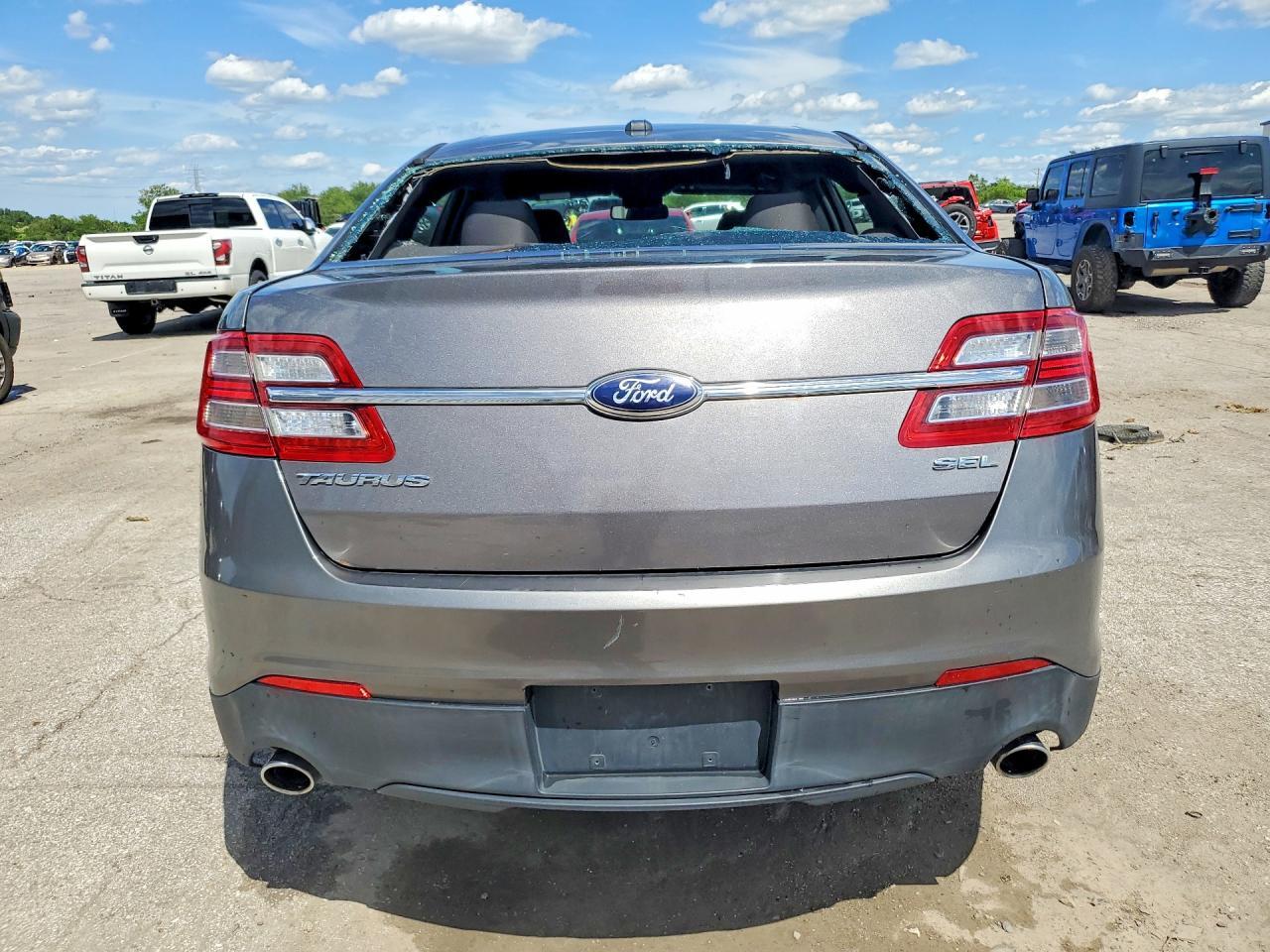 2014 Ford Taurus Sel - Image 6