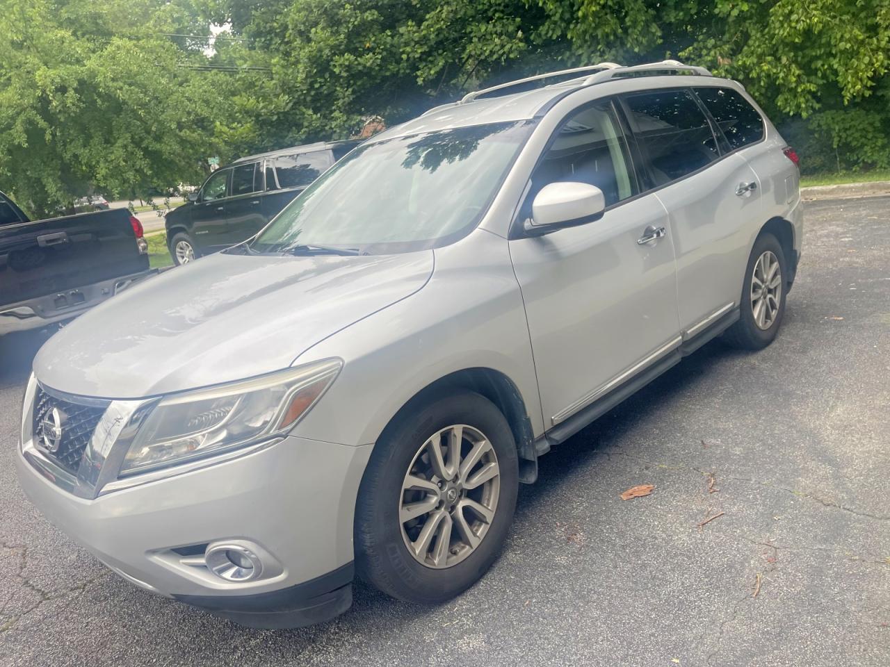 2014 Nissan Pathfinder Sl - Фото 2