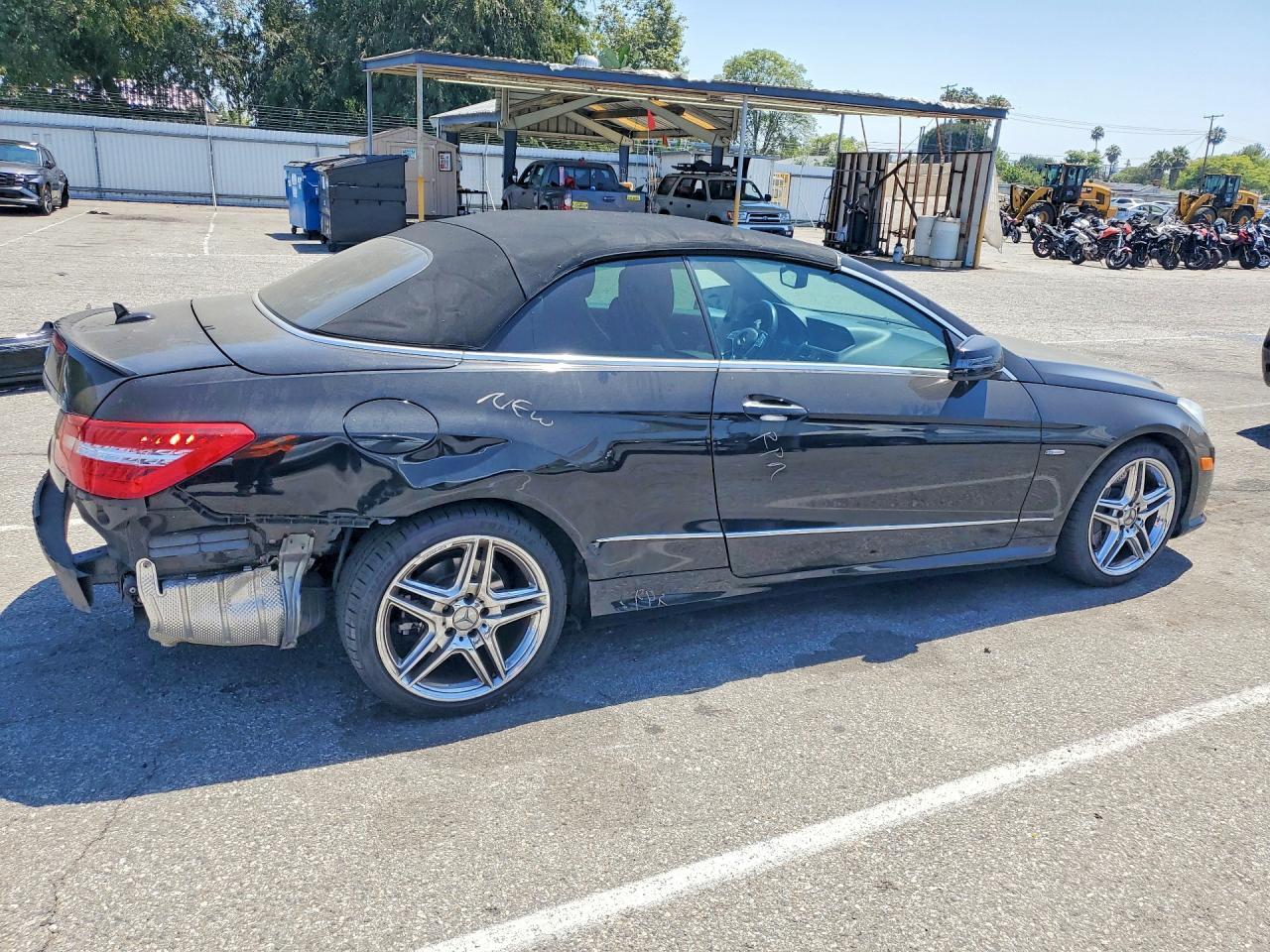 2012 Mercedes-Benz E 550 - Image 3