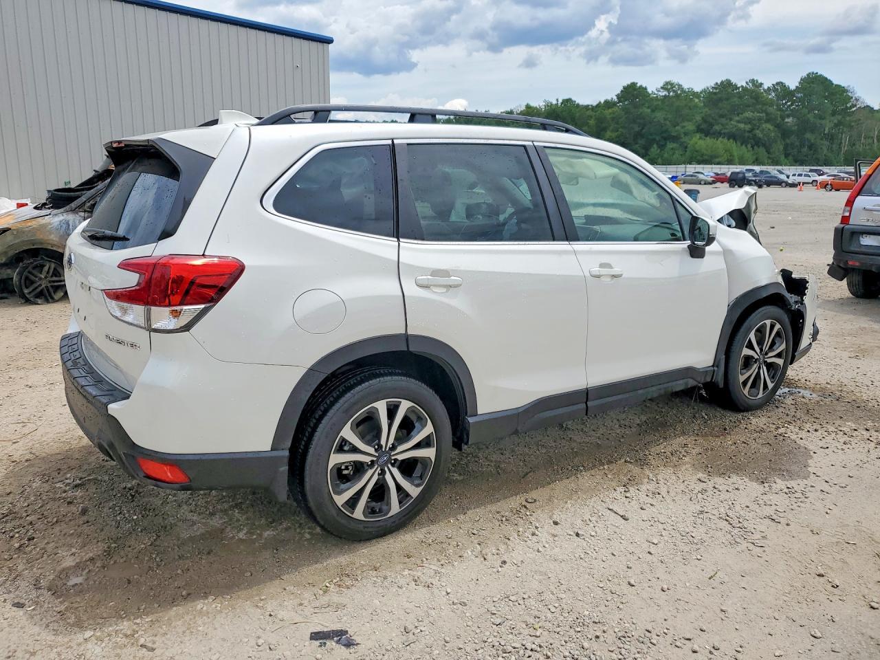 2023 Subaru Forester Limited - Image 3