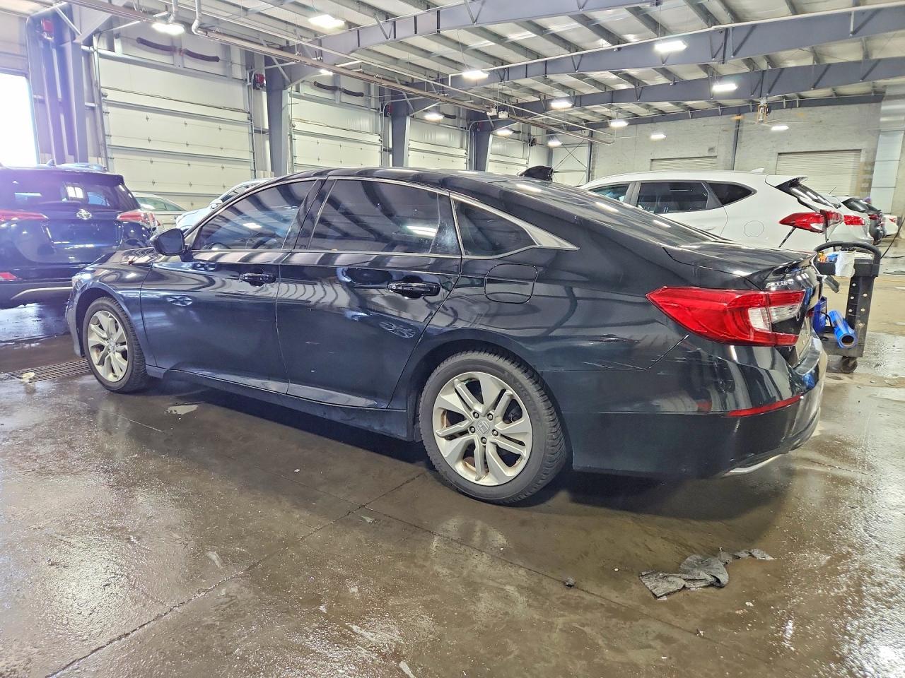 2020 Honda Accord Lx - Фото 2