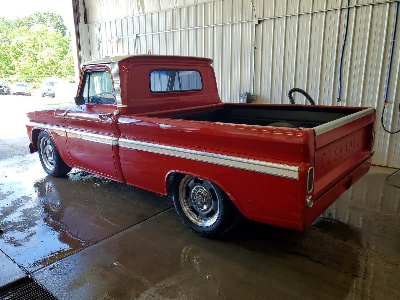 1966 Chevrolet C10 Cab & Chassis - Фото 2