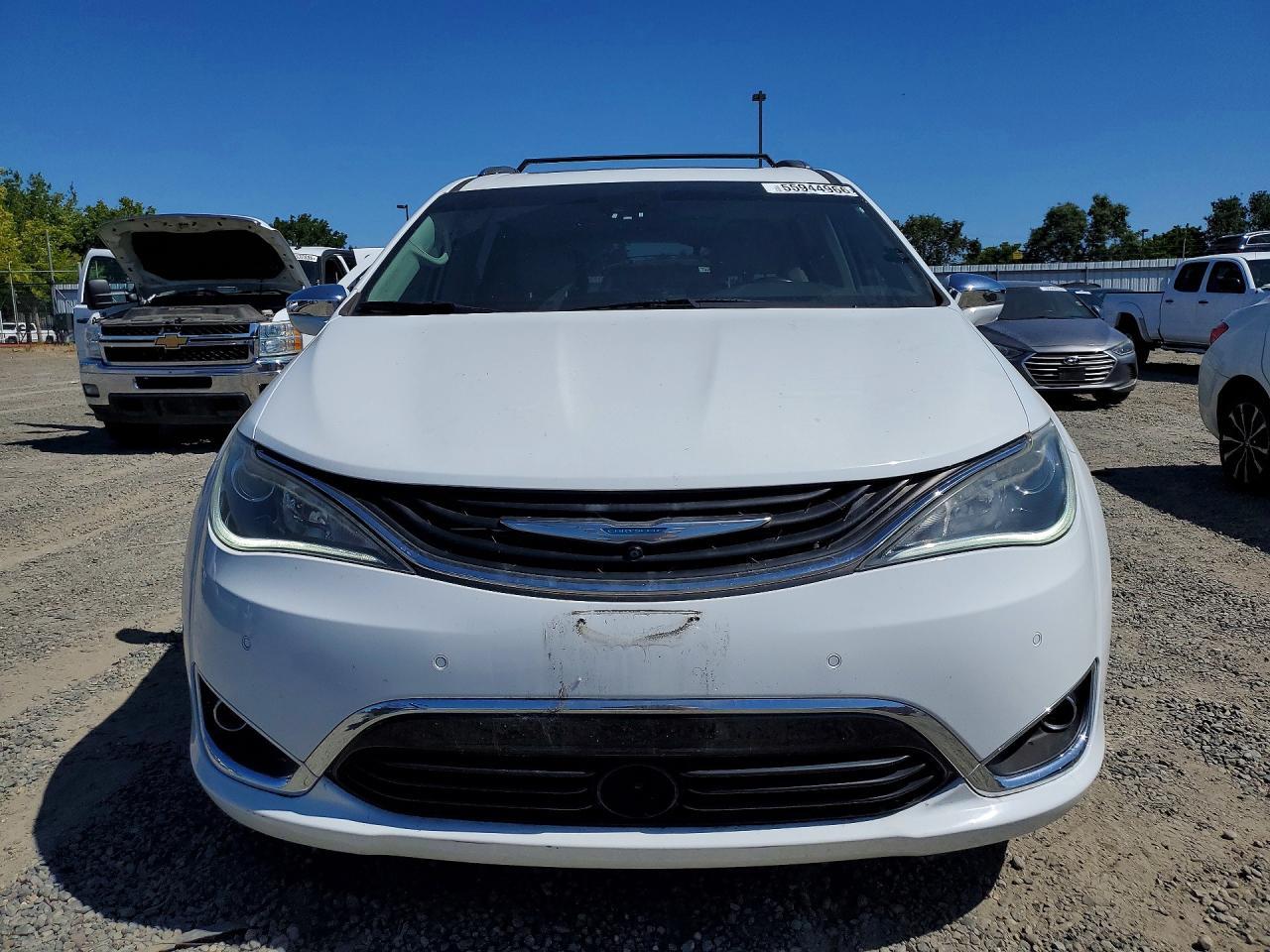 2019 Chrysler Pacifica Hybrid Limited - Image 5