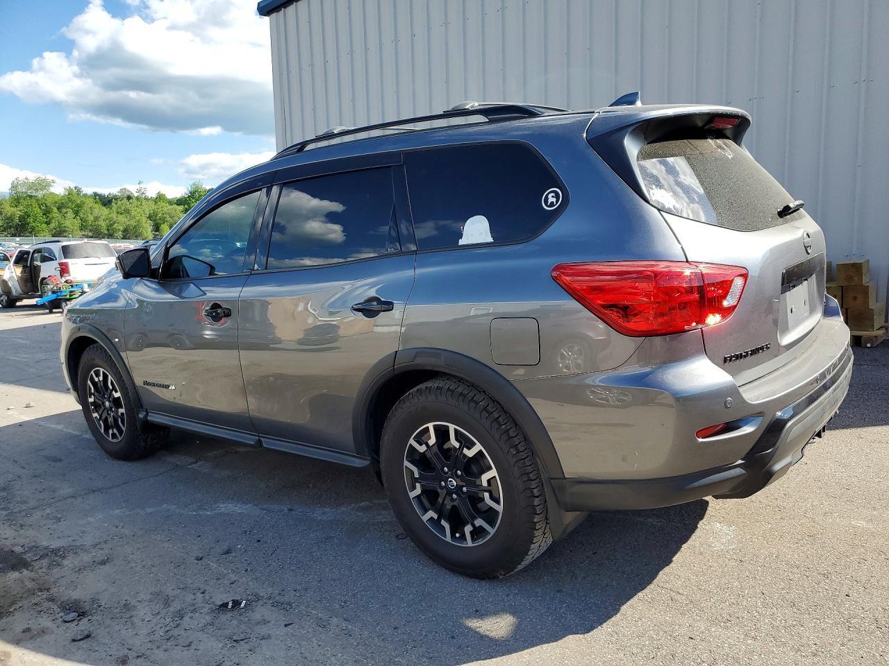 2020 Nissan Pathfinder Sl - Image 2