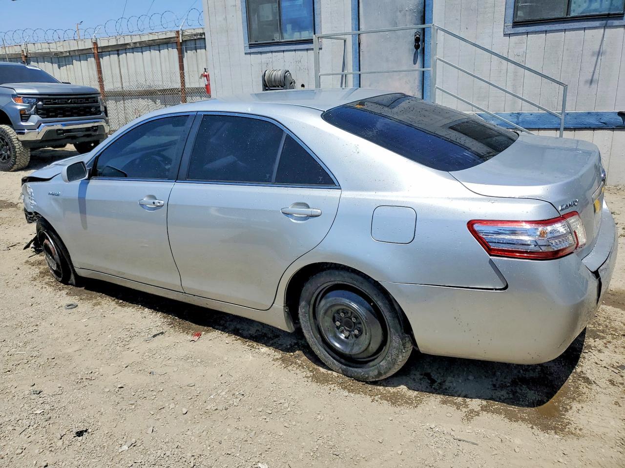 2008 Toyota Camry Hybrid - Image 2