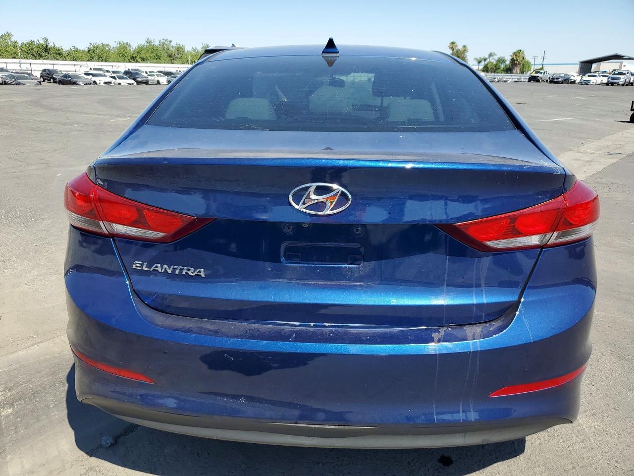 2018 Hyundai Elantra Sel - Image 6