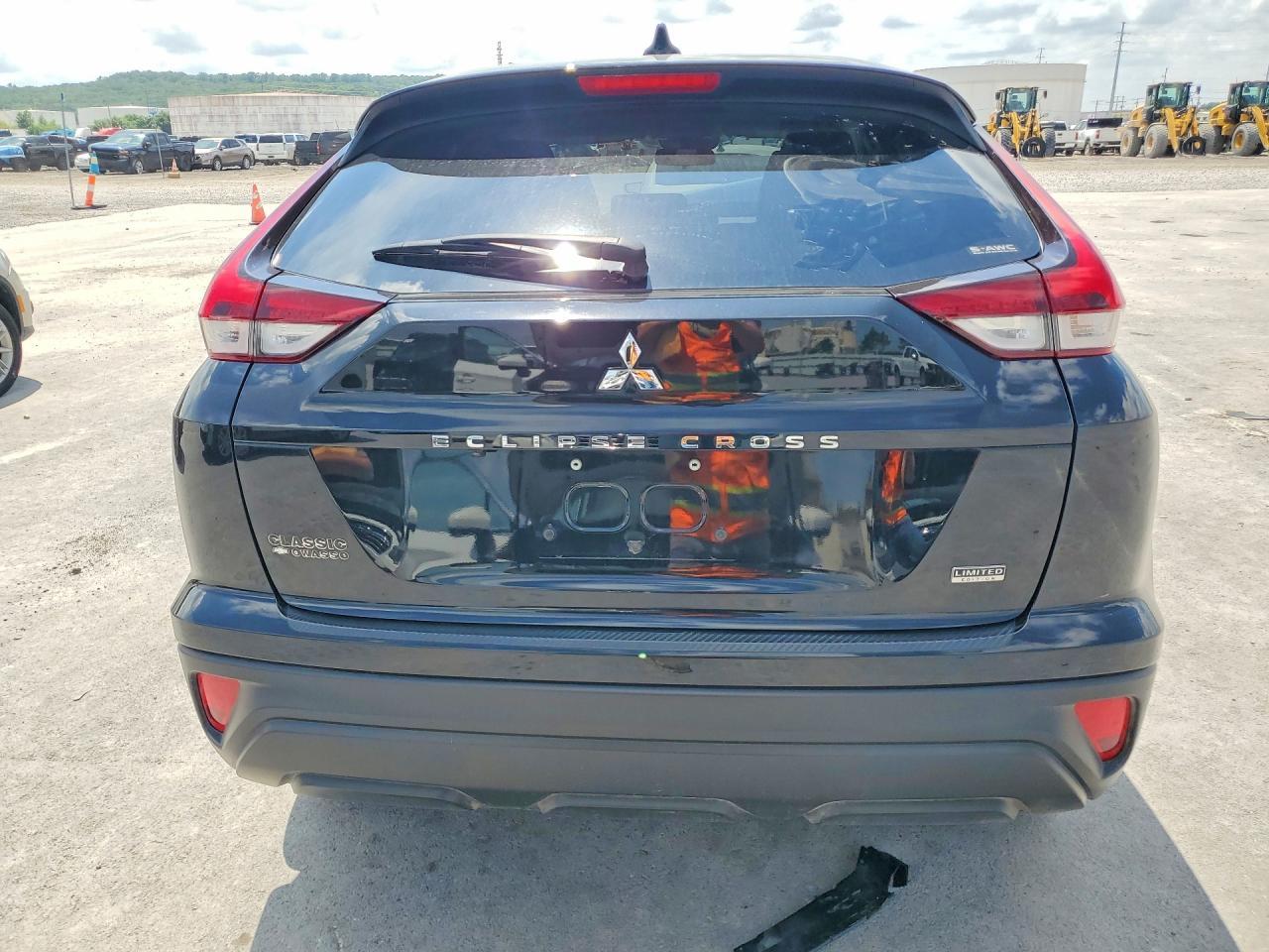 2022 Mitsubishi Eclipse Cross Le - Фото 6