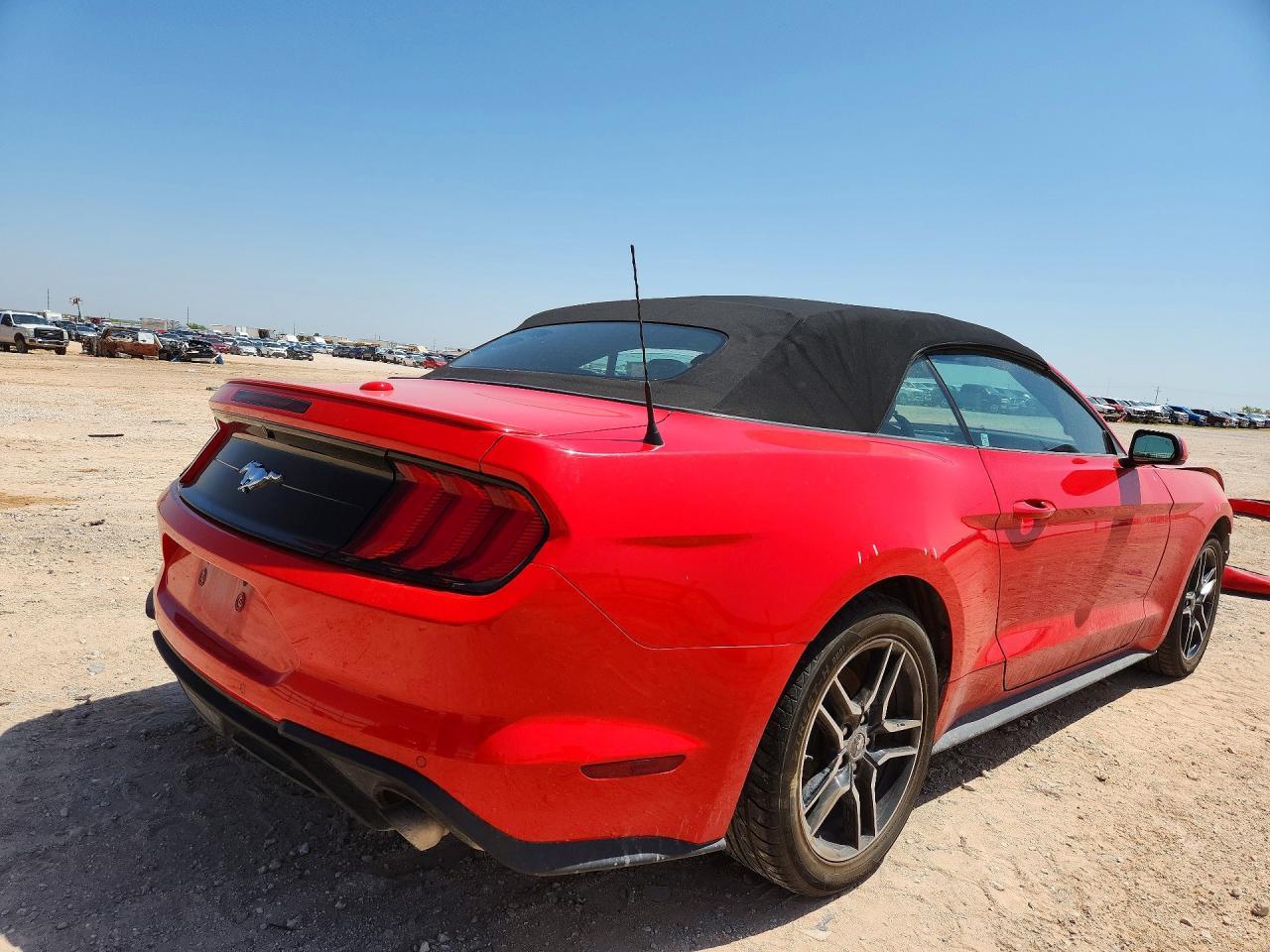 2022 Ford Mustang - Фото 3