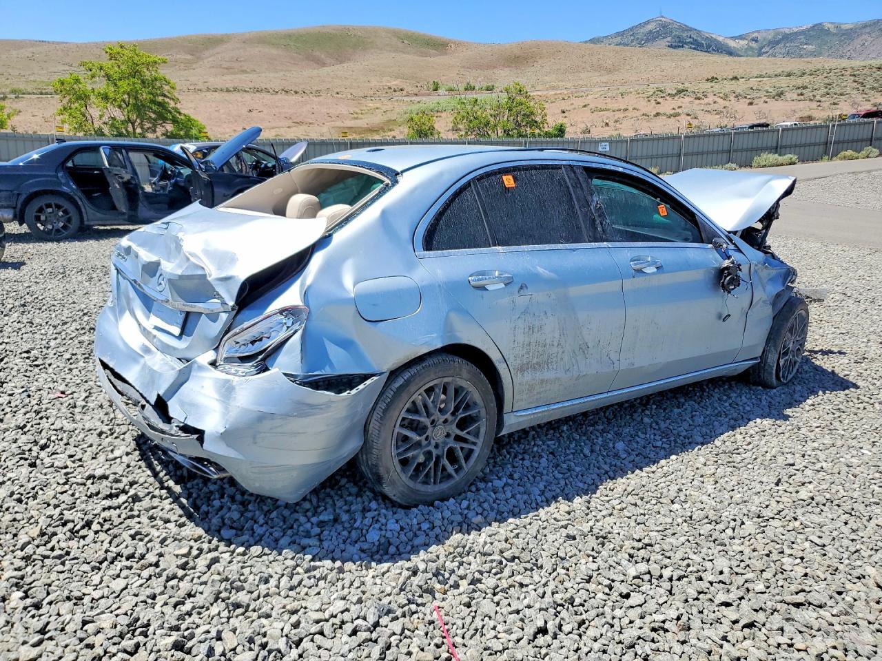 2016 Mercedes-Benz C 300 4Matic - Фото 3
