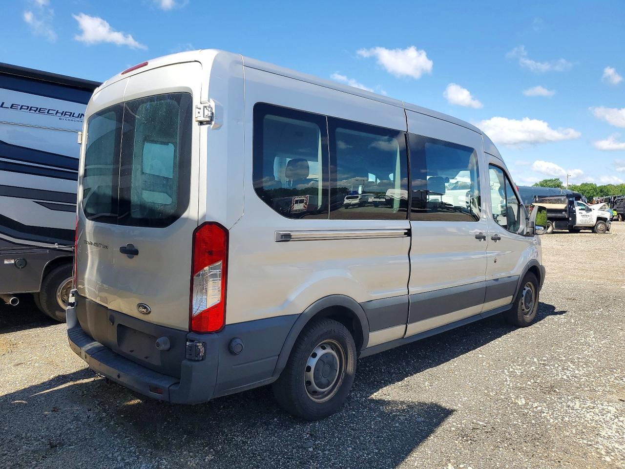 2016 Ford Transit T-350 - Image 3