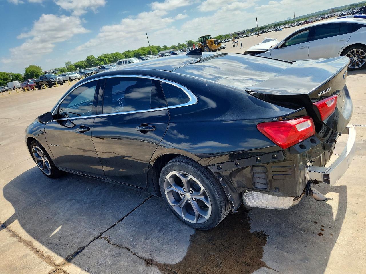 2024 Chevrolet Malibu Lt - Фото 2