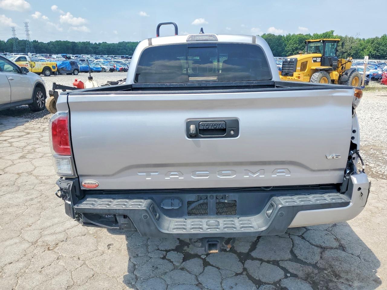 2020 Toyota Tacoma Trd Off-Road - Image 6