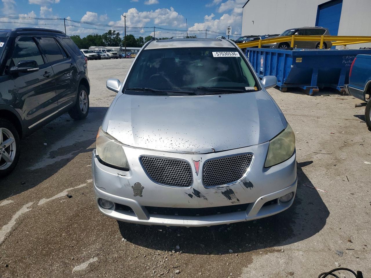 2005 Pontiac Vibe - Image 5