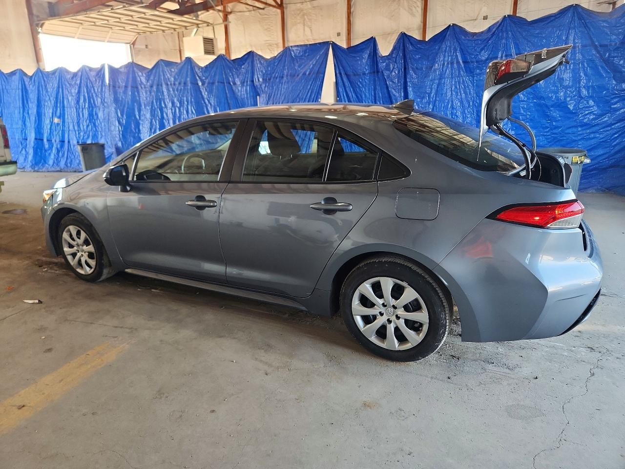 2020 Toyota Corolla Le - Фото 2