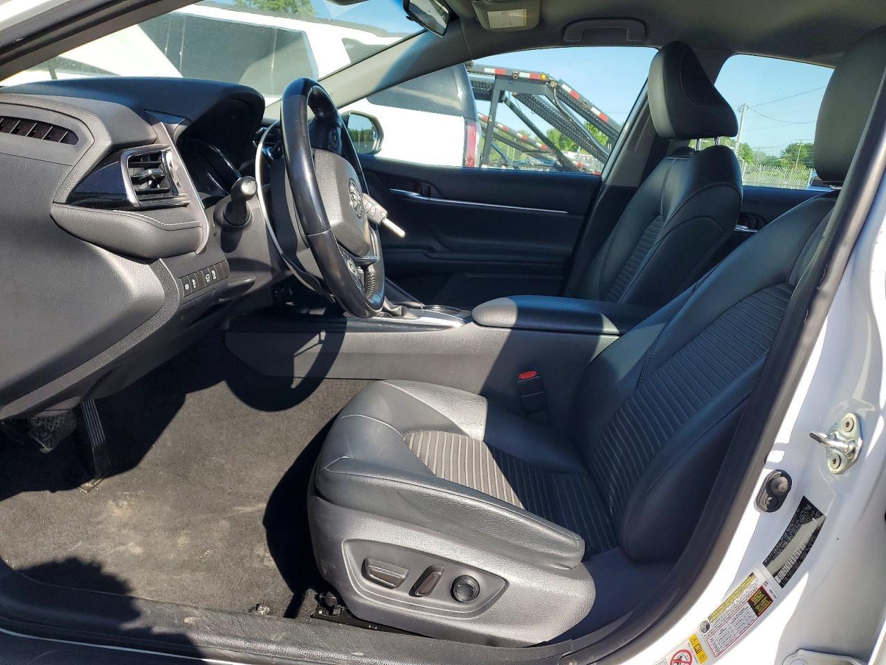 2019 Toyota Camry Se - Фото 7