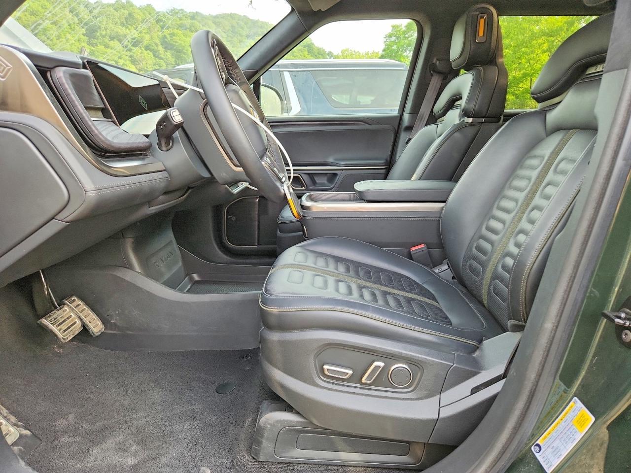 2024 Rivian R1S Adventure - Image 7