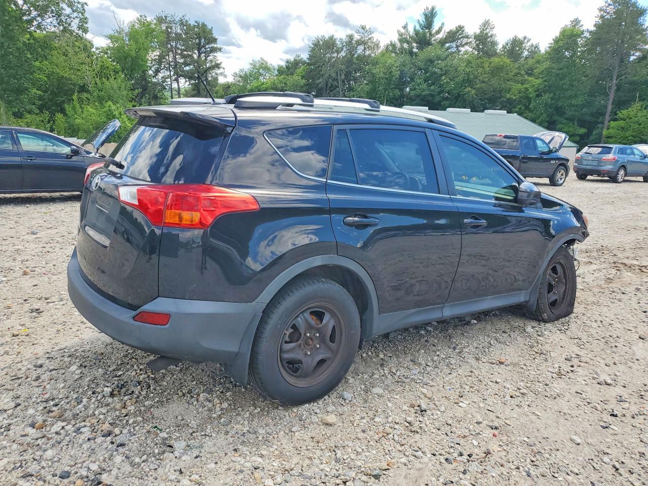 2014 Toyota Rav4 Le - Image 3