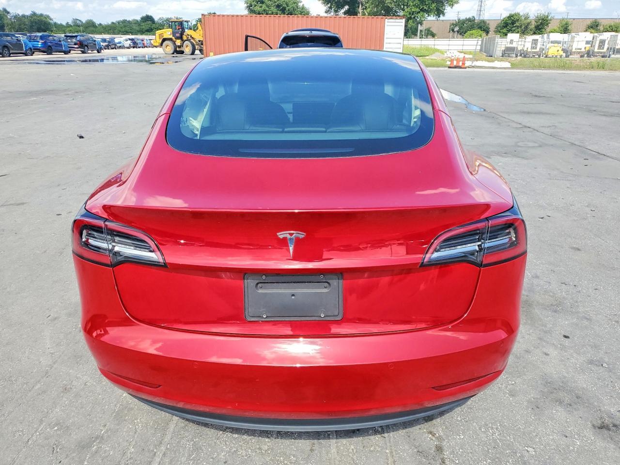 2021 Tesla Model 3 - Фото 6
