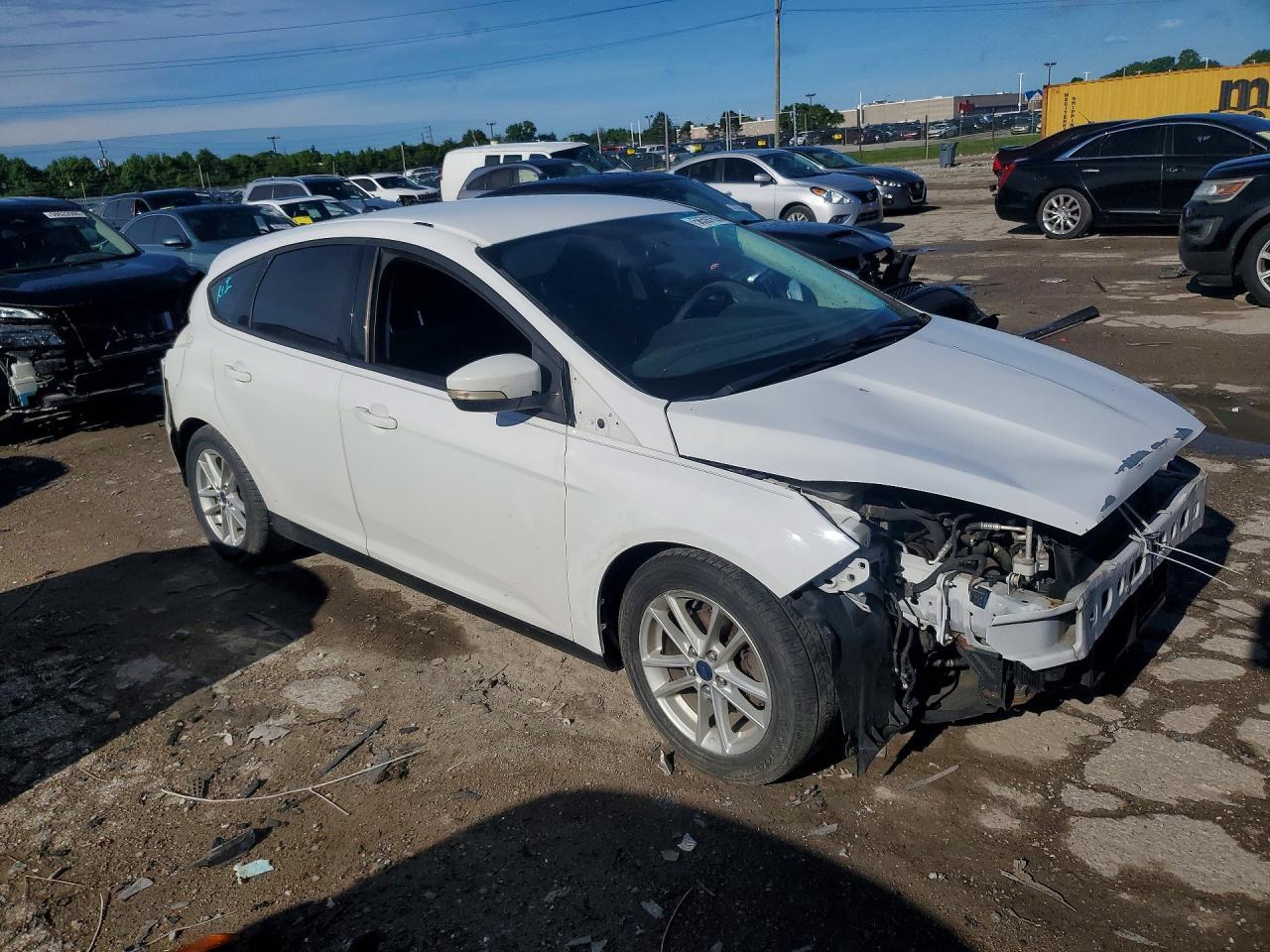 2017 Ford Focus Se - Фото 4