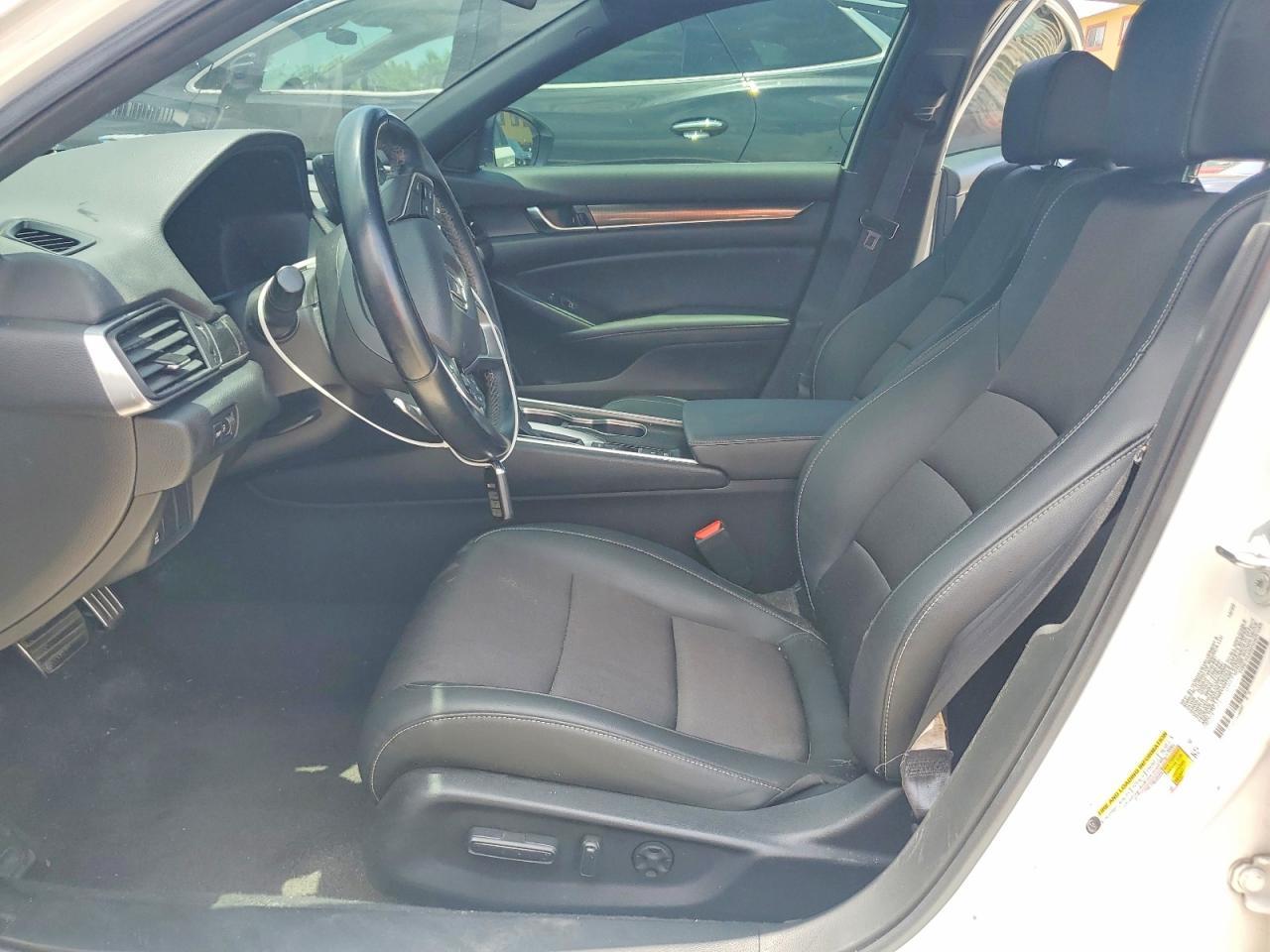 2022 Honda Accord Sport - Фото 7
